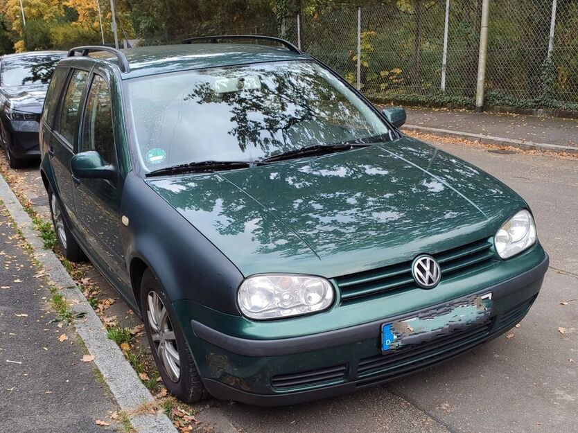 VW Golf 242.000 km 900 € Erlangen 91054