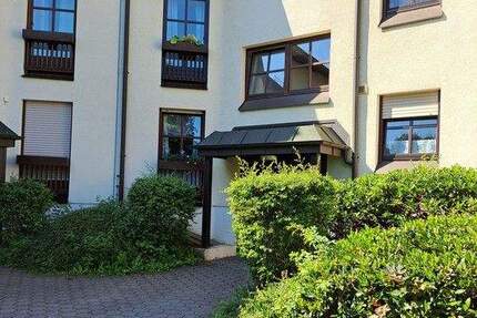 Sonnige 4 Zimmer-Wohnung mit Balkon 4 zimmer