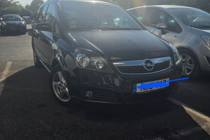 Opel Zafira 275.000 km 2.499 &euro; Lauf 91207