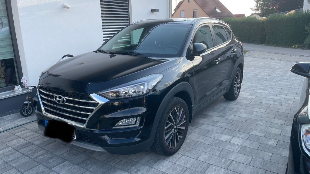 Hyundai TUCSON 83.500 km 15.500 &euro; Pyrbaum 90602