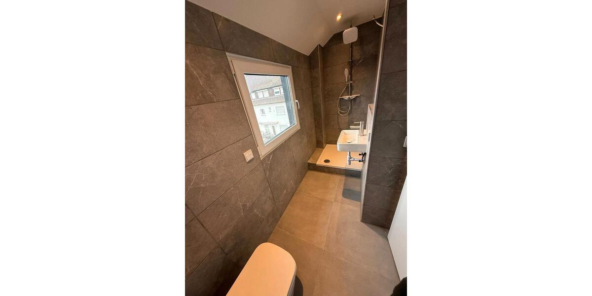 Neu Renoviert 2 Zimmer Wohnung ca. 50 qm in der Nähe Piasten zimmer