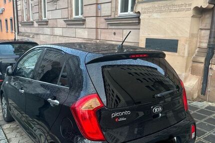 Kia Picanto 111.000 km 5.799 € Nürnberg 90482