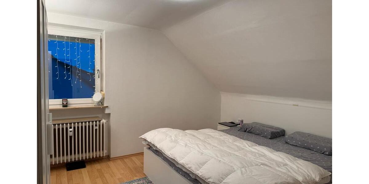 Dachgeschoßwohnung Erlangen Alterlangen - 3 Zimmer, 70 m&sup2;, 820&euro; | Angebot:25720244