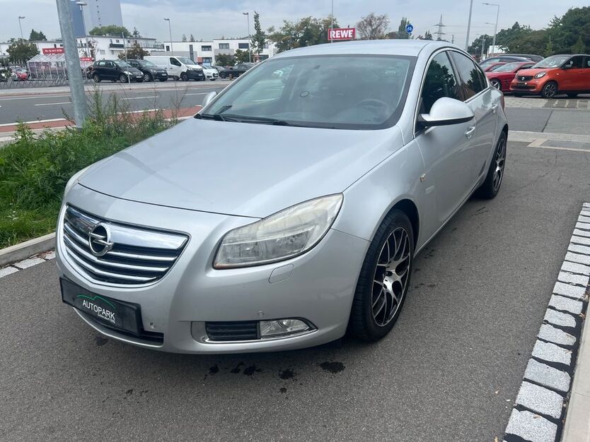 Opel Insignia 199.000 km 4.790 € Nürnberg 90449