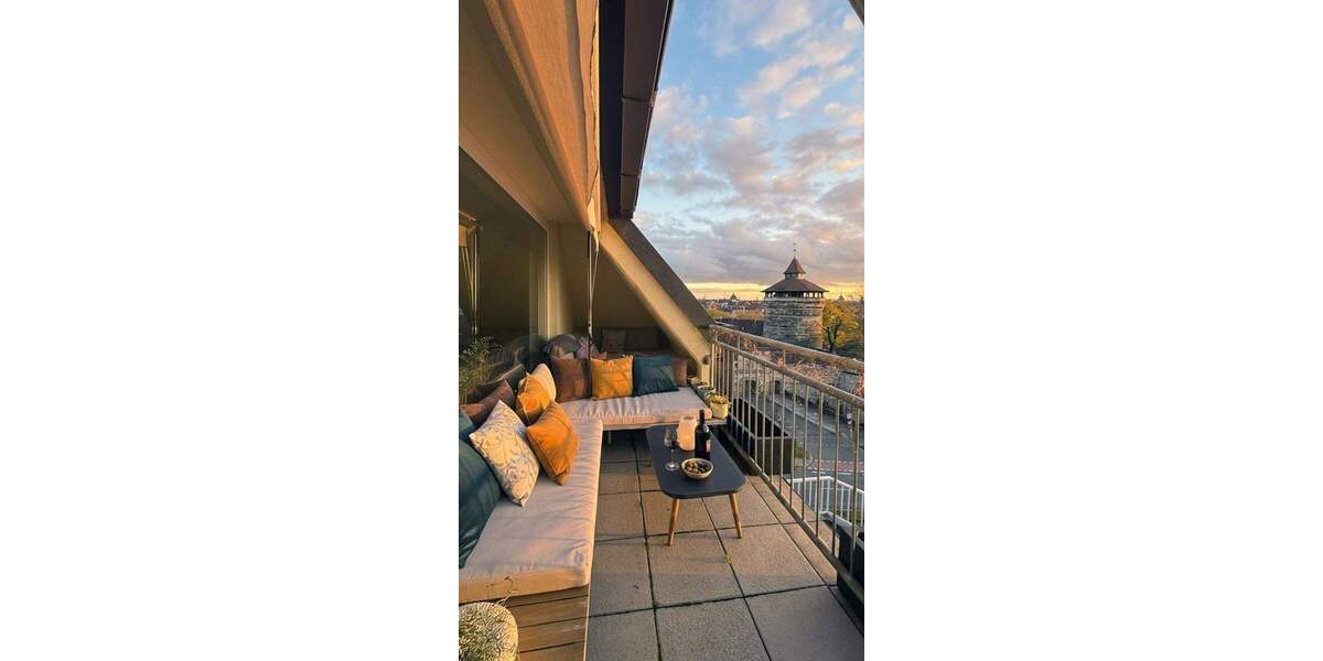 Rarität ! Traumwohnung in Traumlage Nürnberg-Johannis mit Blick über die Dächer von Nürnberg inkl. Burgblick 4 zimmer