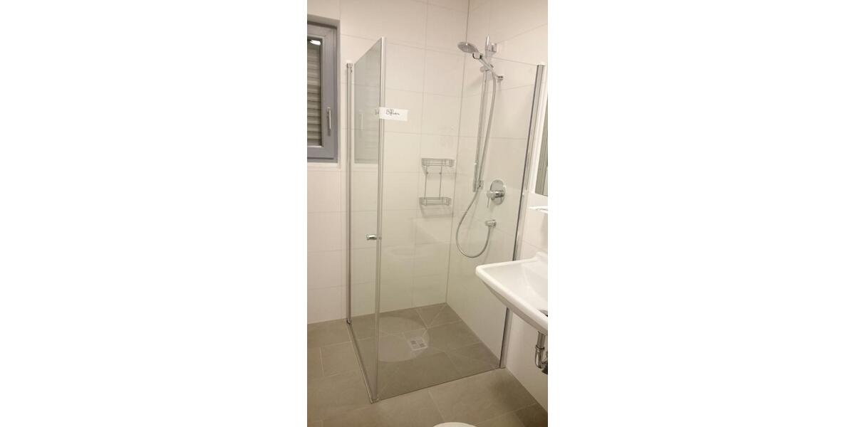 Moderne, neuwertige 1-Zimmer Wohnung mit Küche & Loggia in Fürth 1 zimmer