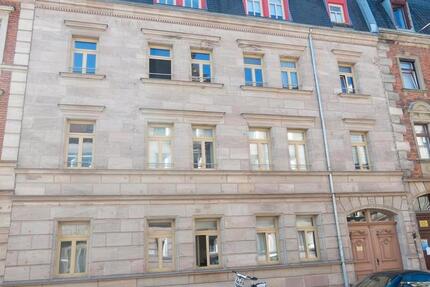 Helle Wohnung mit hoher Deckenhöhe im 1. OG – ruhig & gepflegte 2 zimmer