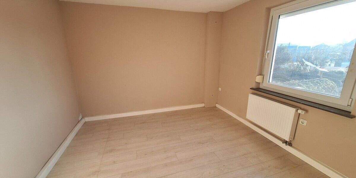 Wohnen zwischen Main-Donau Kanal und Rednitz Grund: Reihenmittelhaus mit Garten 4 zimmer