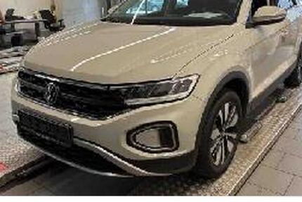 VW T-Roc 41.885 km 21.906 &euro; Nürnberg 90411