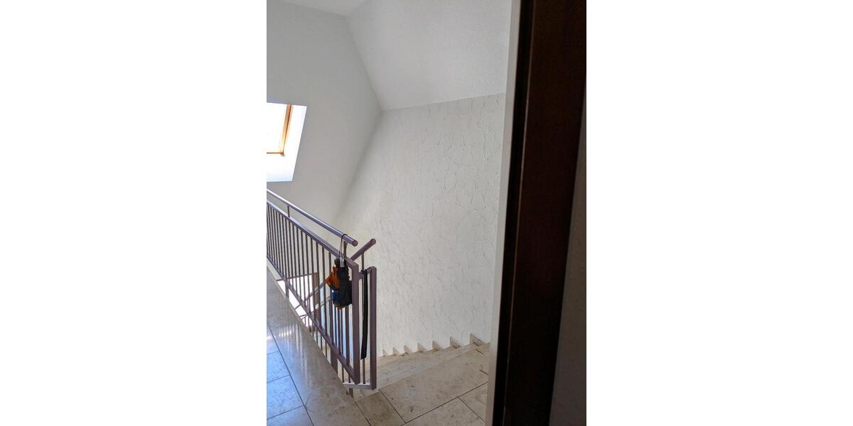 Dachgeschoßwohnung Herzogenaurach - 2.5 Zimmer, 64 m&sup2;, 295.000&euro; | Angebot:26704722