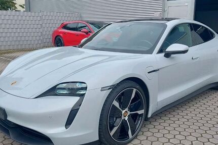 Porsche Taycan 93.300 km 54.990 € Schwabach 91126
