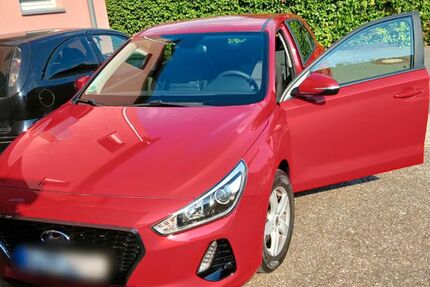 Hyundai i30 101.845 km 10.000 &euro; Nürnberg , Mittelfr 90482