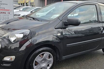 Renault Twingo 147.686 km 2.970 &euro; Fürth 90763
