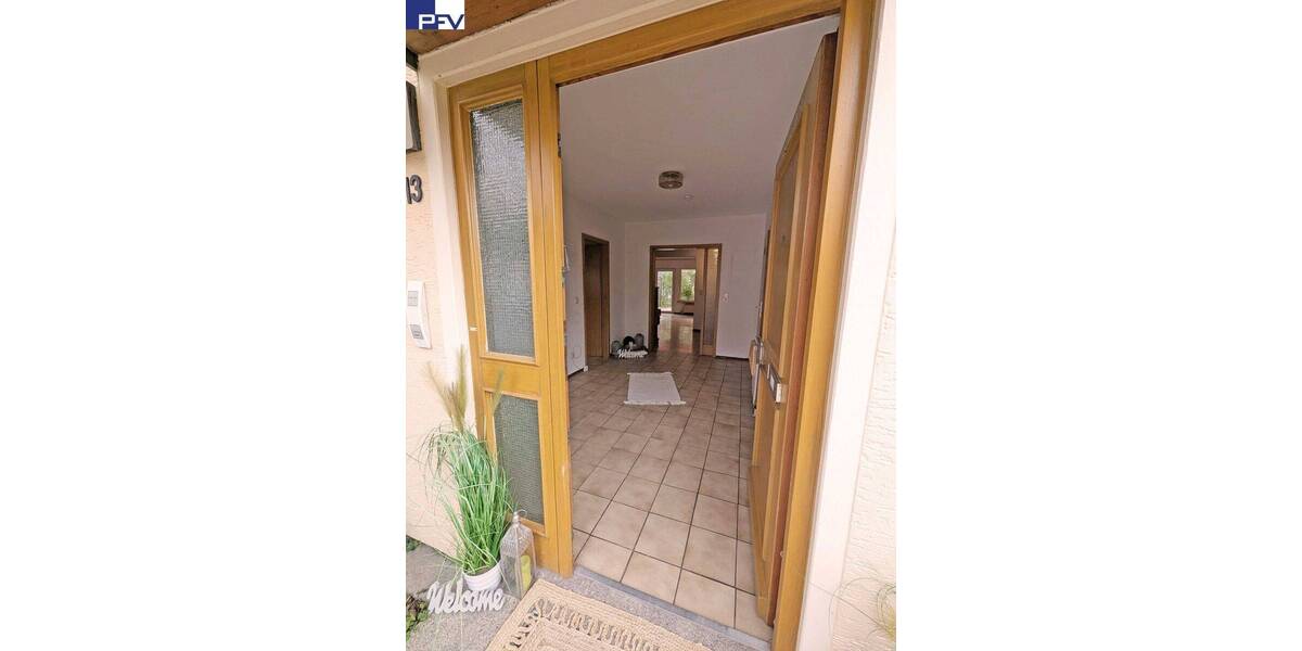 Mehrfamilienhaus, Wohnhaus Nürnberg Langwasser - 7 Zimmer, 166 m&sup2;, 549.000&euro; | Angebot:26242982
