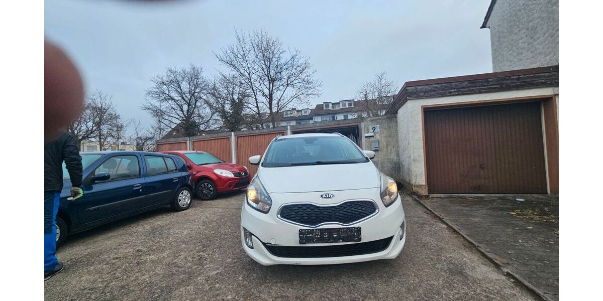 Kia Carens 309.000 km 2.899 &euro; Schwabach 91126