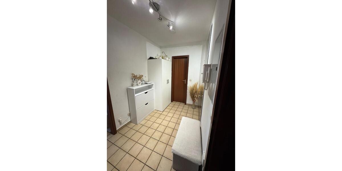 Dachgeschoßwohnung Nürnberg Hasenbuck - 2.5 Zimmer, 67 m&sup2;, 239.000&euro; | Angebot:27464103