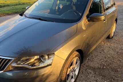 Skoda Rapid 138.000 km 10.000 € Heilsbronn 91560