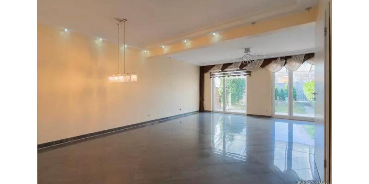 Reihenmittelhaus am Tillypark 6 zimmer