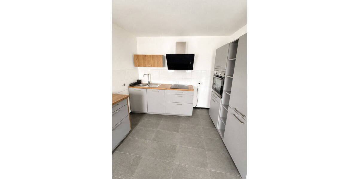Etagenwohnung Erlangen Innenstadt - 2 Zimmer, 68 m&sup2;, 1.190&euro; | Angebot:26905796