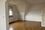 Außergewöhnliche und sehr großzügige 5 Zimmer Mansardenwohnung mit Dachterrasse und Wintergarten - Terrassenwohnung Roth Eckersmühlen | Angebot:27156609