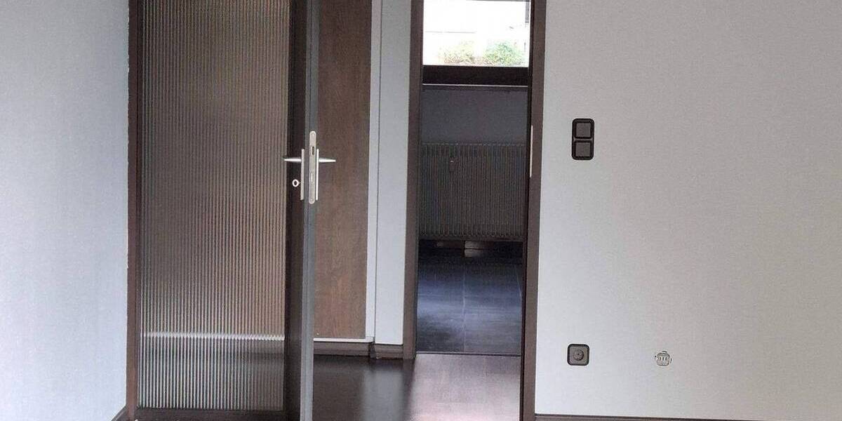 gepflegte EG Wohnung (barrierefrei) 3 zimmer