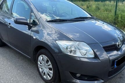 Toyota Auris 125.000 km 4.990 &euro; Fürth 90763