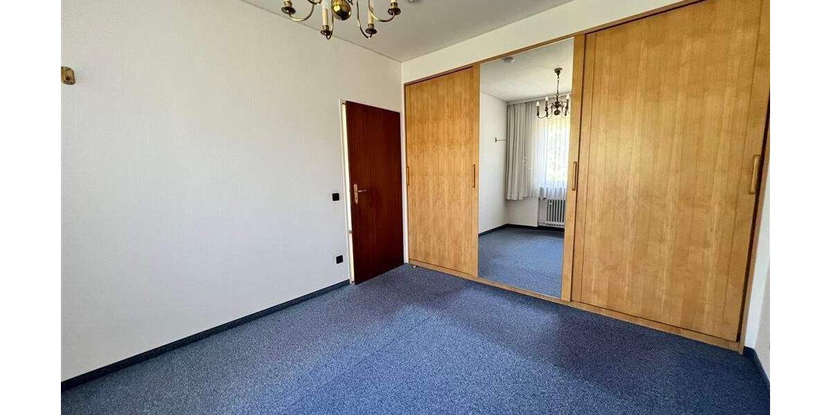 Grün + stadtnah! Nähe Rechenbergpark! Gepflegte DHH, idyllischer Garten, Ausbaupotential + Garage! 6 zimmer