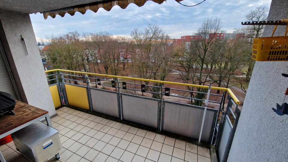 Etagenwohnung Nürnberg Gibitzenhof - 3 Zimmer, 76 m&sup2;, 1.100&euro; | Angebot:27591833