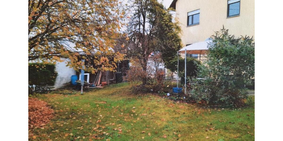 Etagenwohnung Leinburg - 3 Zimmer, 87 m&sup2;, 890&euro; | Angebot:25711945