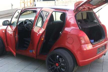 Suzuki Swift 125.000 km 3.990 &euro; NÜRNBERG 90431