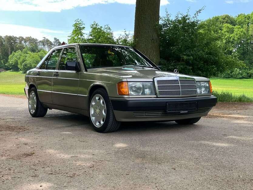 Mercedes-Benz 190 148.000 km 13.990 € Nürnberg 90449