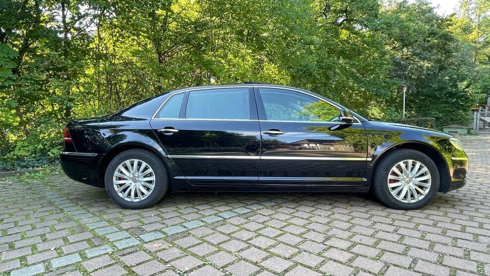 VW Phaeton 388.000 km 7.900 € Roßtal 90574