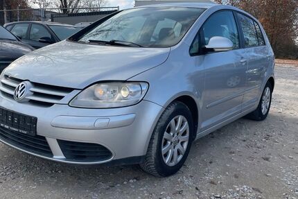 VW Golf 217.867 km 2.490 &euro; Zirndorf 90513