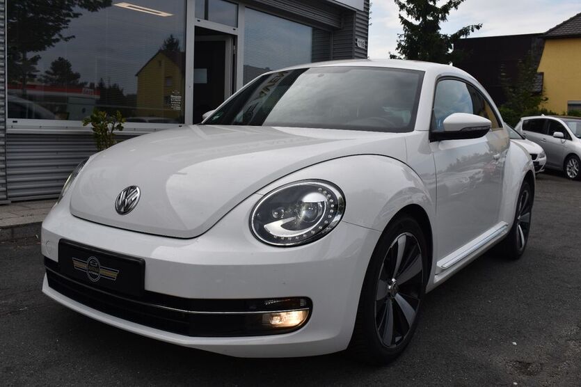 VW Beetle 105.000 km 11.950 € Nürnberg 90451