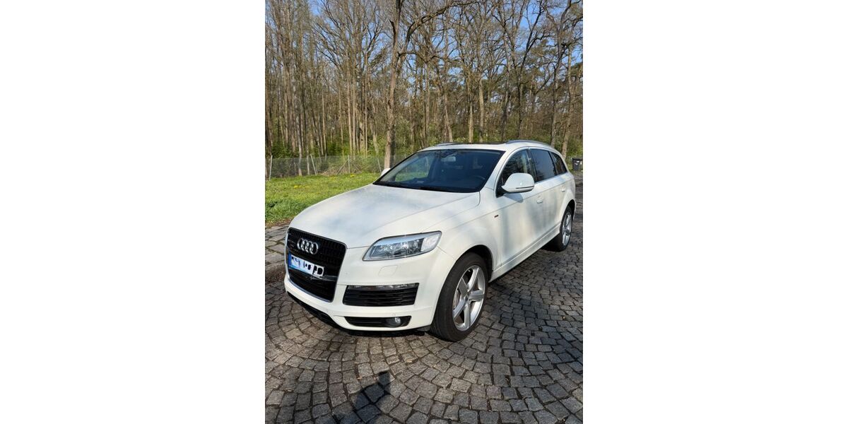 Audi Q7 198.000 km 11.650 &euro; Fürth 90762