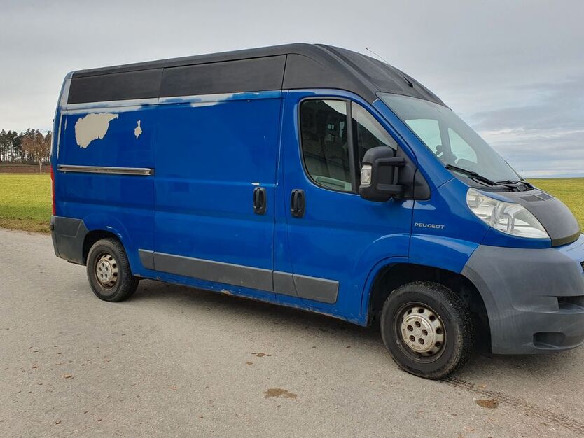 Peugeot Boxer 121.500 km 5.990 € Offenhausen 91238