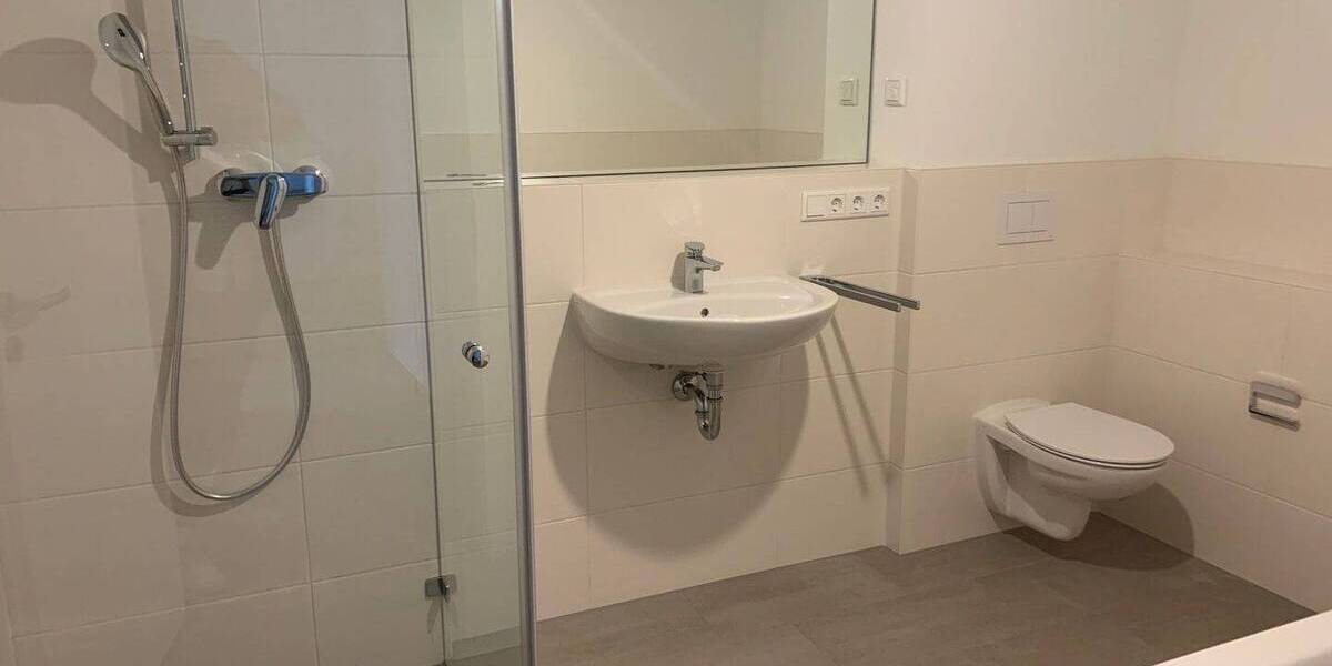 Etagenwohnung Fürth Weststadt - 4 Zimmer, 97 m&sup2;, 1.600&euro; | Angebot:26453149