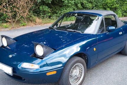Mazda MX-5 95.000 km 12.490 € Lauf 91207