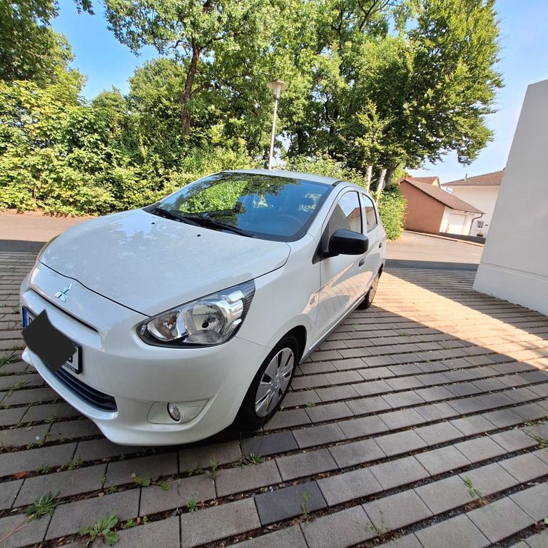 Mitsubishi Space Star 120.400 km 4.999 € Zirndorf 90513