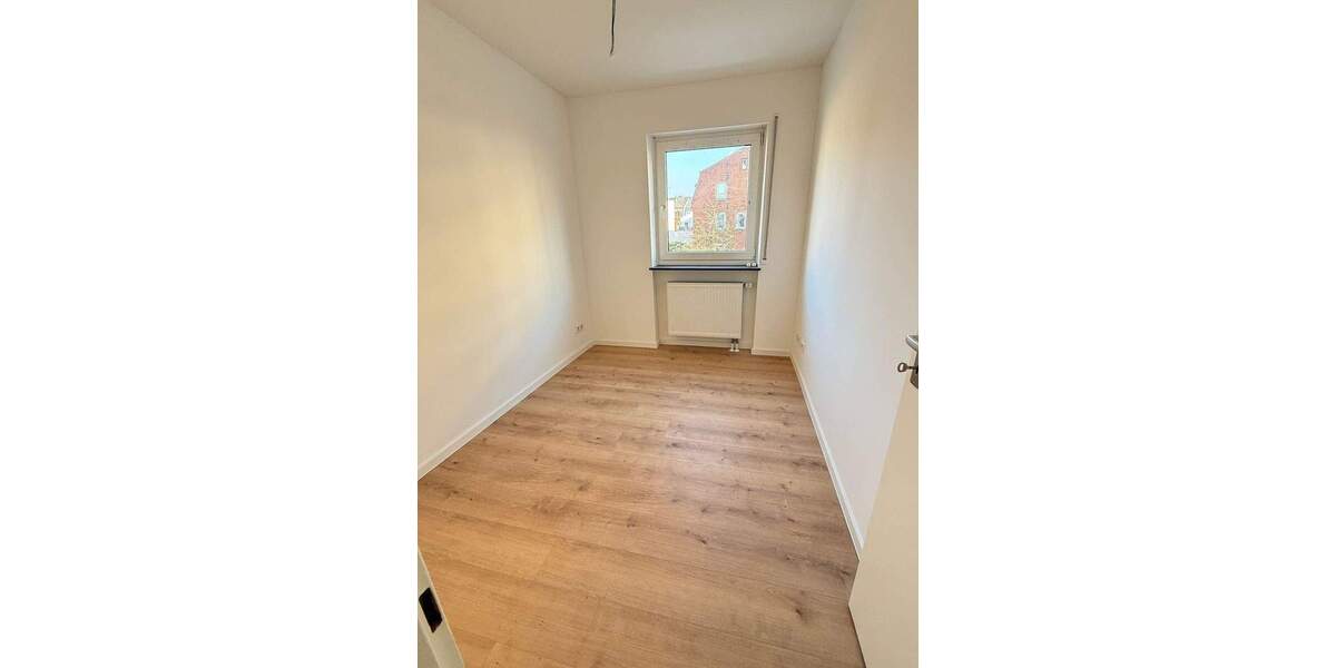 Etagenwohnung Fürth Südstadt - 3 Zimmer, 75 m&sup2;, 275.000&euro; | Angebot:26217636