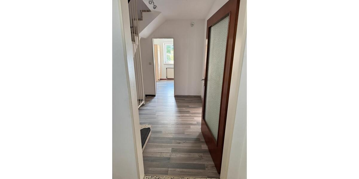 Reihenhaus Nürnberg Altenfurt - 4 Zimmer, 100 m&sup2;, 480.000&euro; | Angebot:27267926