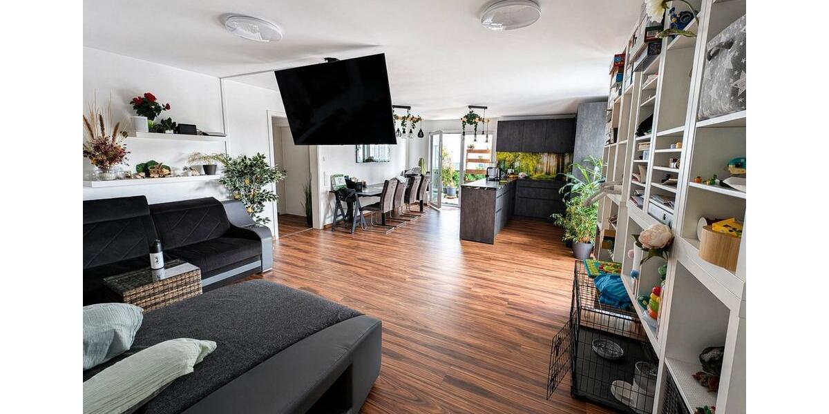 Etagenwohnung Zirndorf - 3.5 Zimmer, 120 m&sup2;, 1.490&euro; | Angebot:26478206