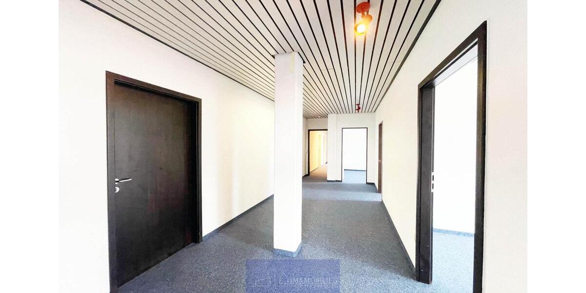 Gewerbeobjekt Erlangen Bruck - 8&euro; | Angebot:23217183