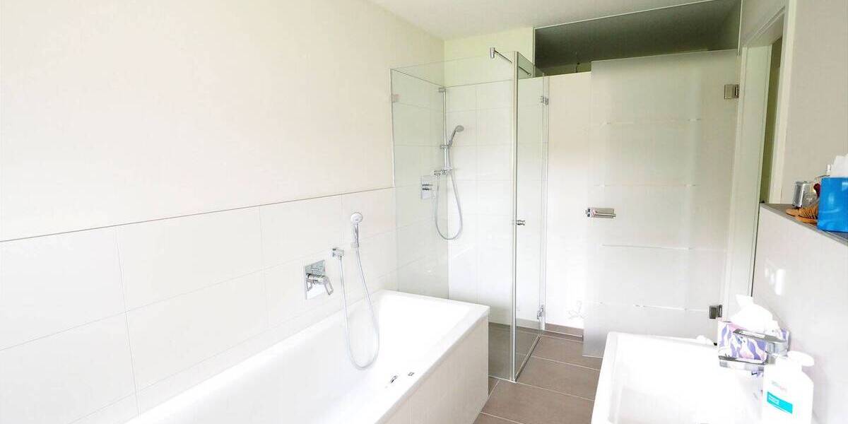 Etagenwohnung Fürth Südstadt - 4 Zimmer, 114 m&sup2;, 1.650&euro; | Angebot:26853015