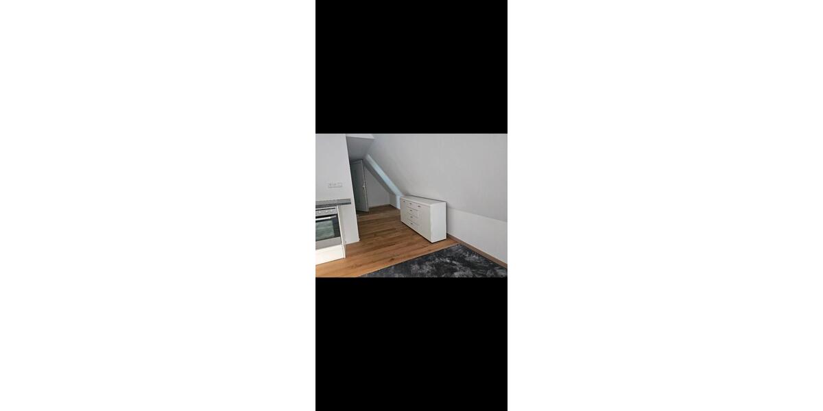 Dachgeschoßwohnung Schwabach - 1 Zimmer, 45 m&sup2;, 550&euro; | Angebot:26169833