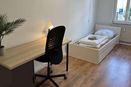 Zimmer Erlangen Burgberg - 425&euro; | Angebot:25973187