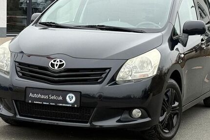 Toyota Verso 196.000 km 5.990 &euro; Fürth (bei Nürnberg) 90768