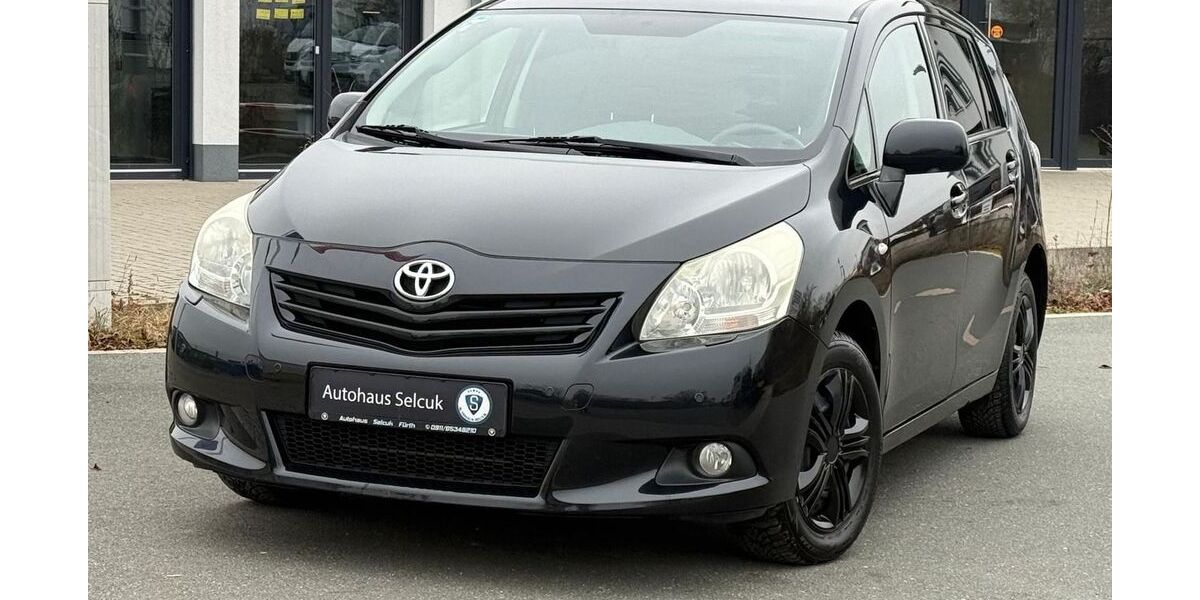 Toyota Verso 196.000 km 5.990 &euro; Fürth (bei Nürnberg) 90768