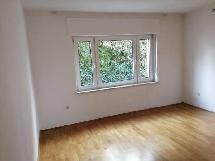 RESERVIERT - Stilvolle 3 Zi EG Wohnung mit EBK und direktem Zugang zum Garten in ruhiger Sackgasse 3 zimmer