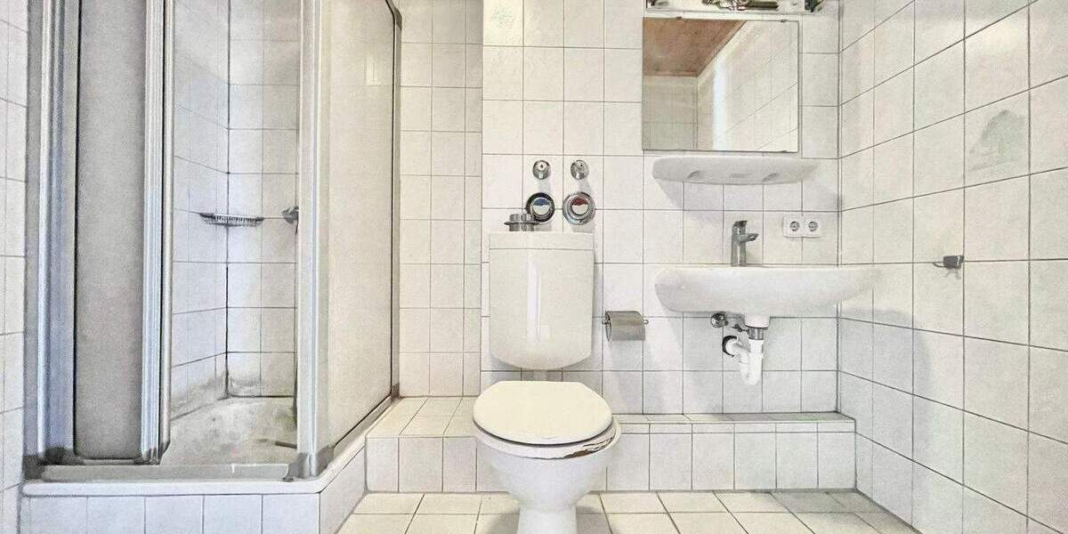 Etagenwohnung Fürth Südstadt - 4 Zimmer, 51 m&sup2;, 178.000&euro; | Angebot:24698052